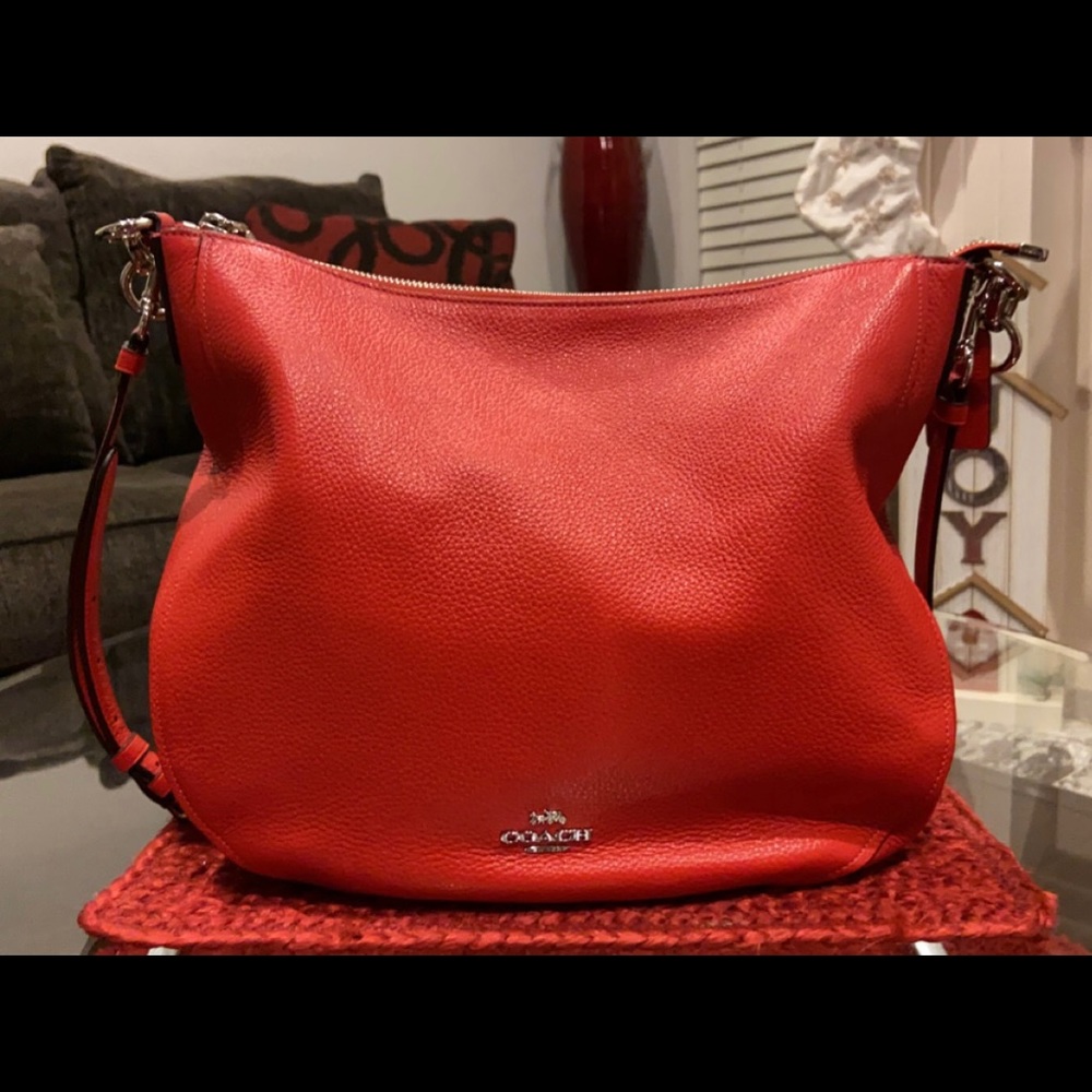 Coach coral shoulder bag